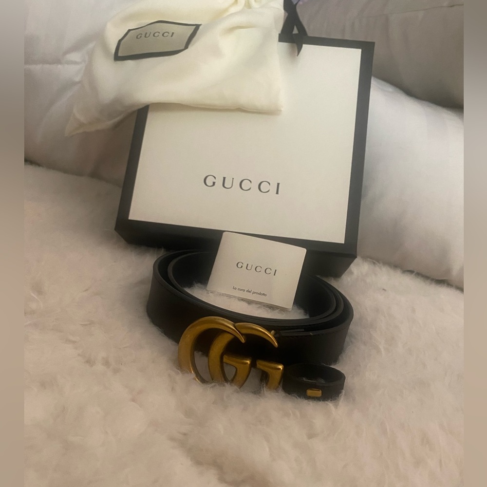 Gucci Leather Gold Wide Double GG Logo Belt 80